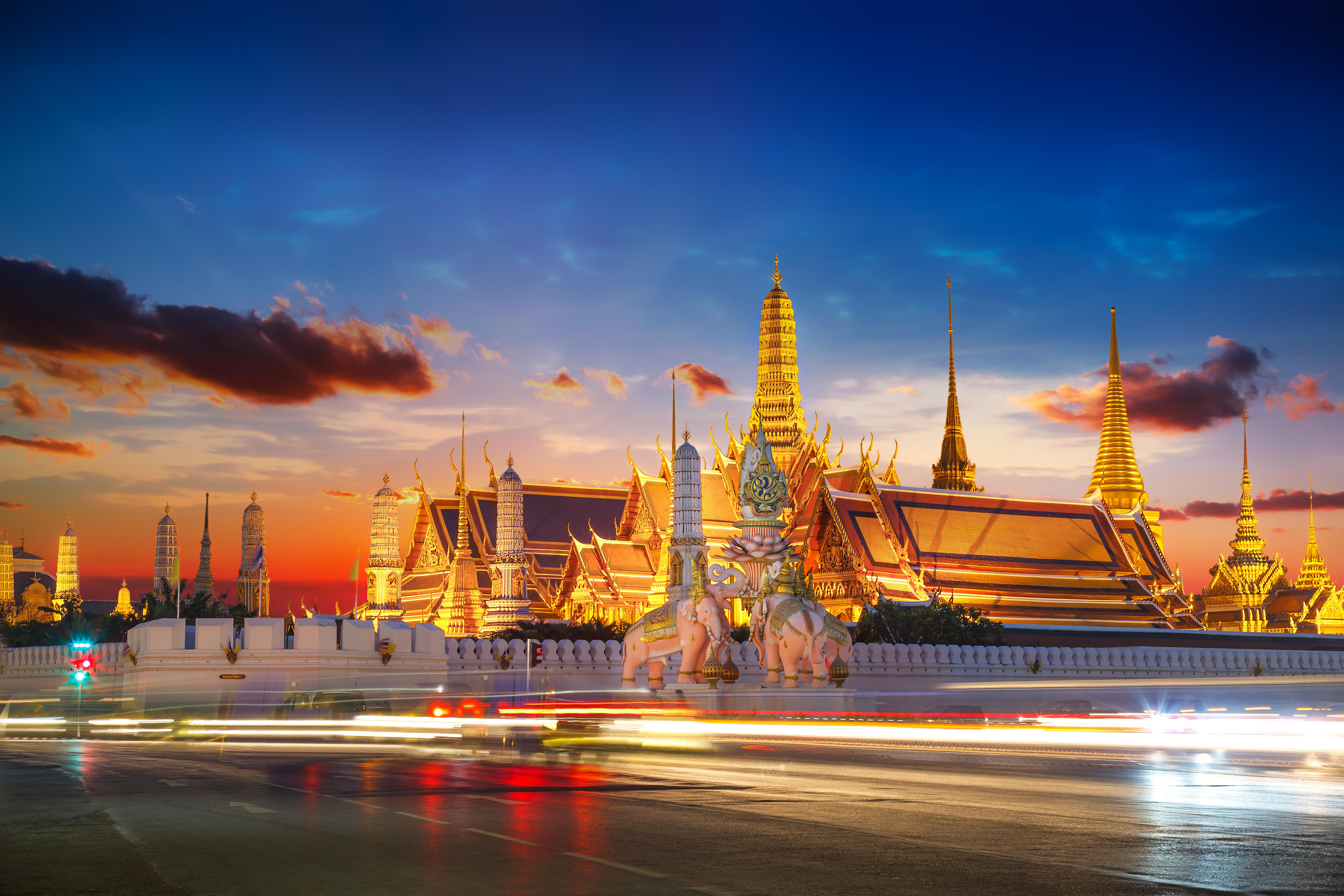 Grand China Bangkok Hotel Exterior photo