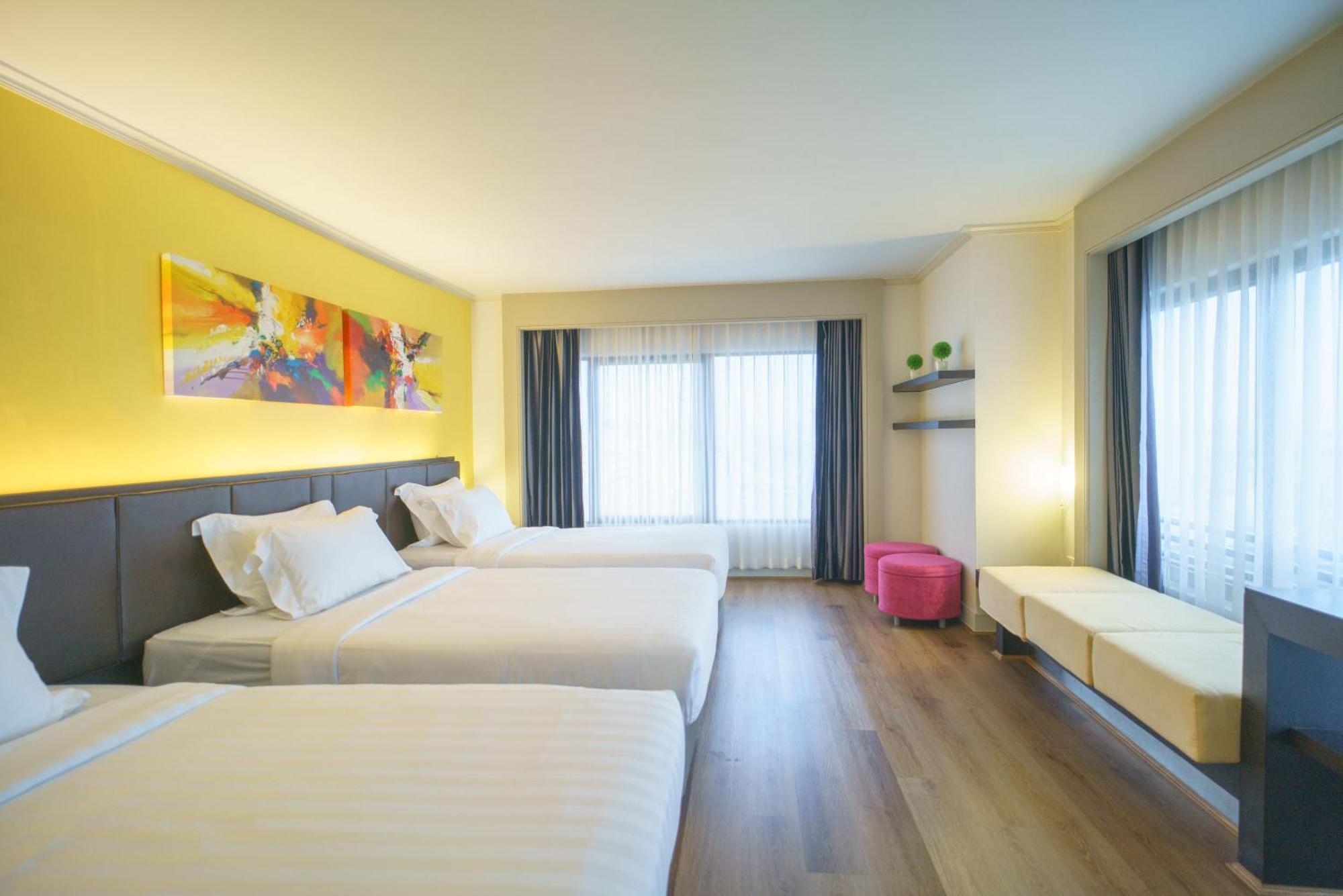 Grand China Bangkok Hotel Room photo