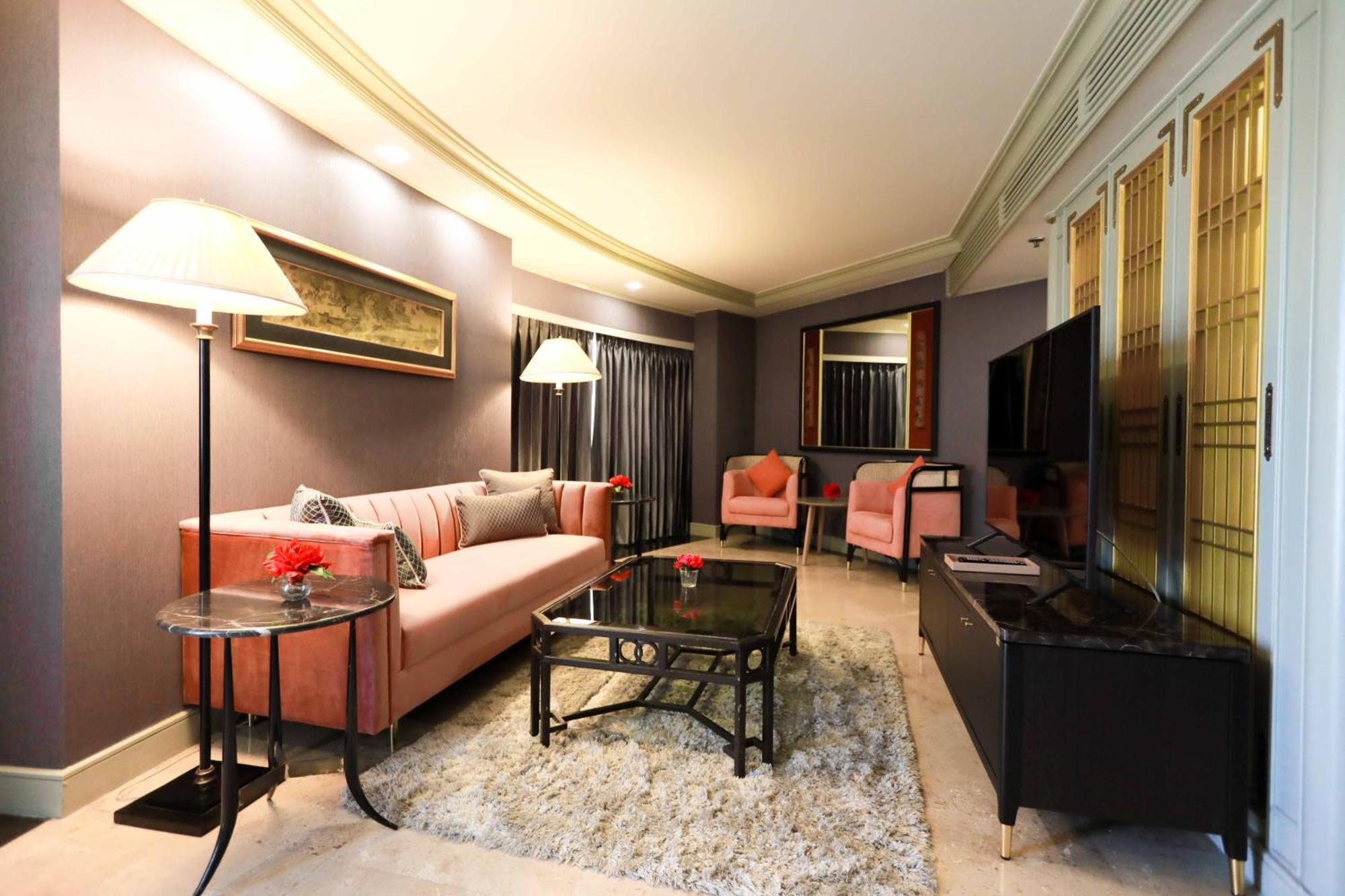 Grand China Bangkok Hotel Exterior photo